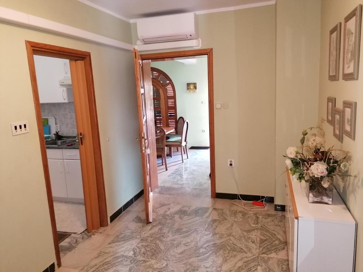 Near Beach - Apartments Marica Ρόβινι Εξωτερικό φωτογραφία