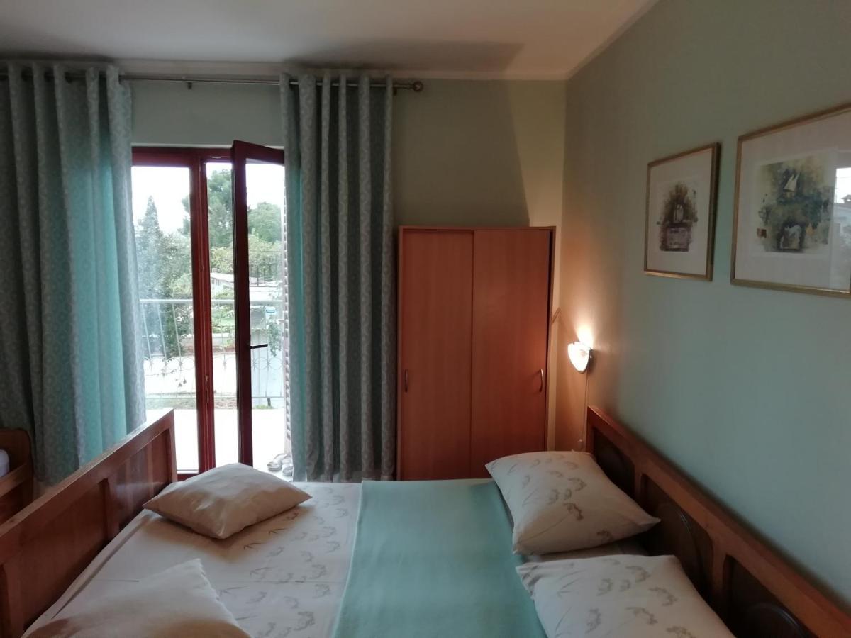 Near Beach - Apartments Marica Ρόβινι Εξωτερικό φωτογραφία