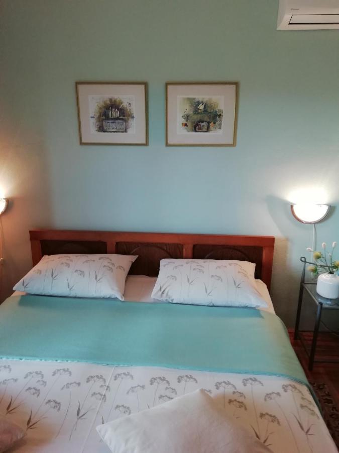 Near Beach - Apartments Marica Ρόβινι Εξωτερικό φωτογραφία