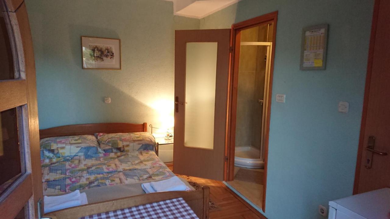 Near Beach - Apartments Marica Ρόβινι Εξωτερικό φωτογραφία