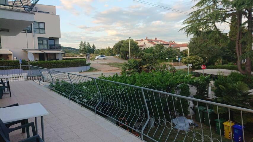 Near Beach - Apartments Marica Ρόβινι Εξωτερικό φωτογραφία