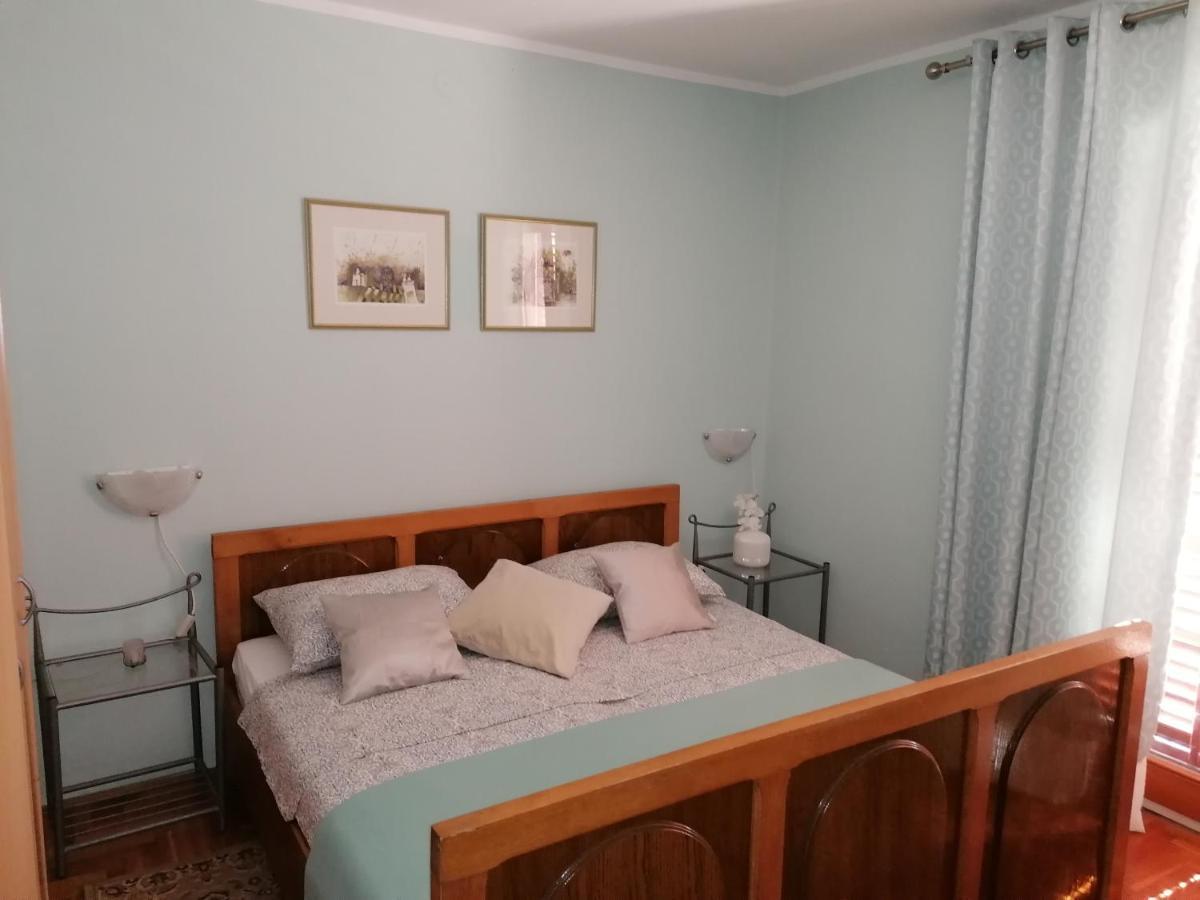 Near Beach - Apartments Marica Ρόβινι Εξωτερικό φωτογραφία